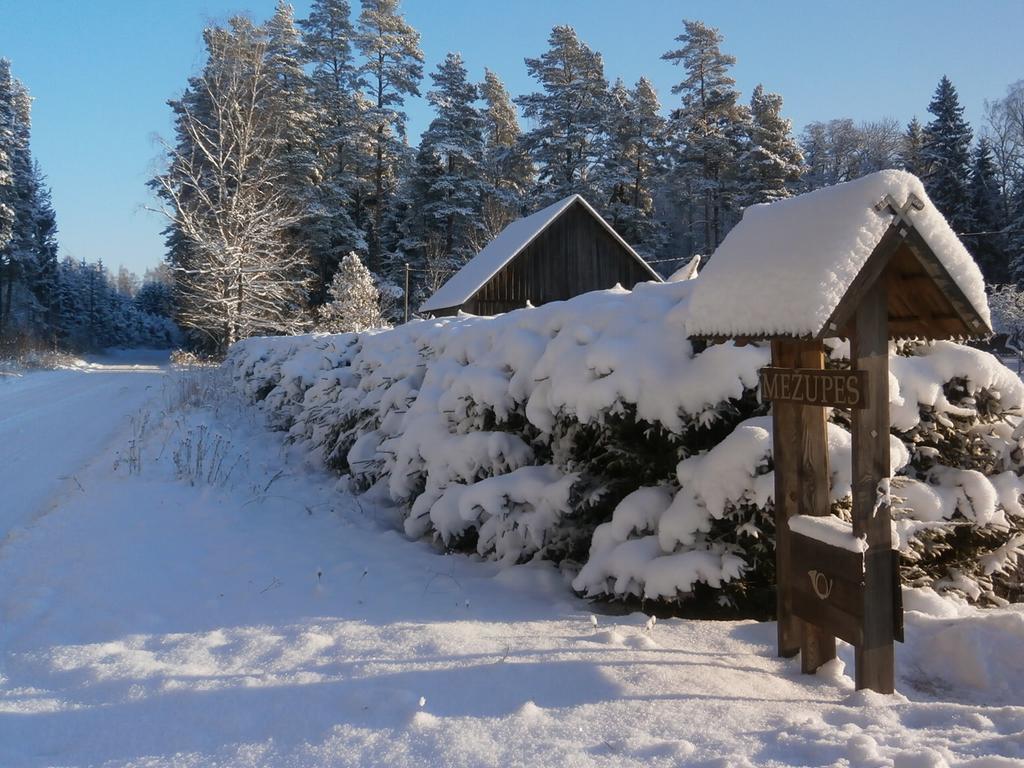 Mezupes Guest House Tuja Exterior photo
